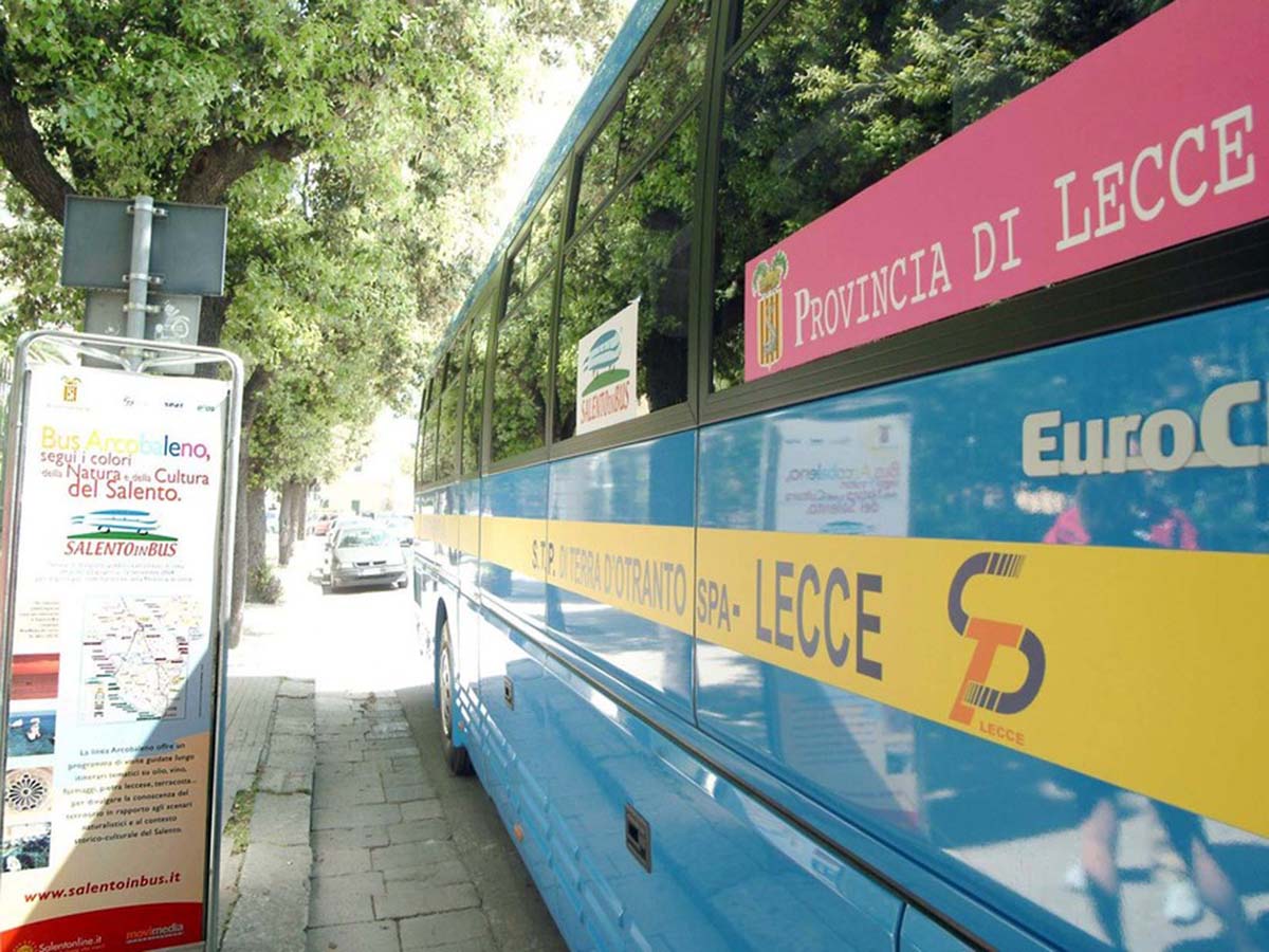 Quattro destinazioni di SalentoinBus e 550 biglietti per donne e bimbi ucraini
