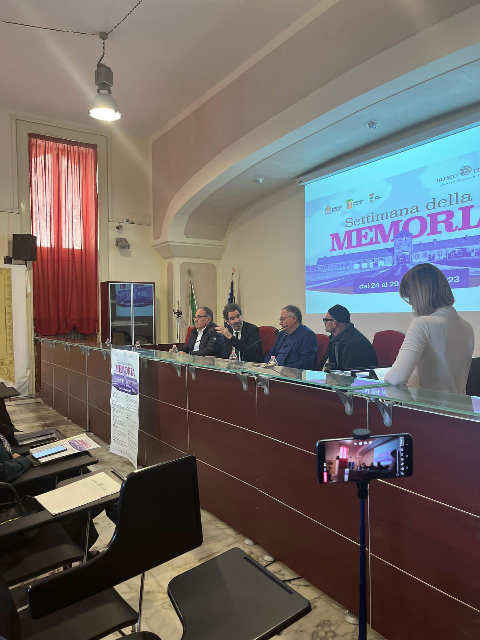 All’Università Popolare “Aldo Vallone” omaggio a De André con Michele Bovino