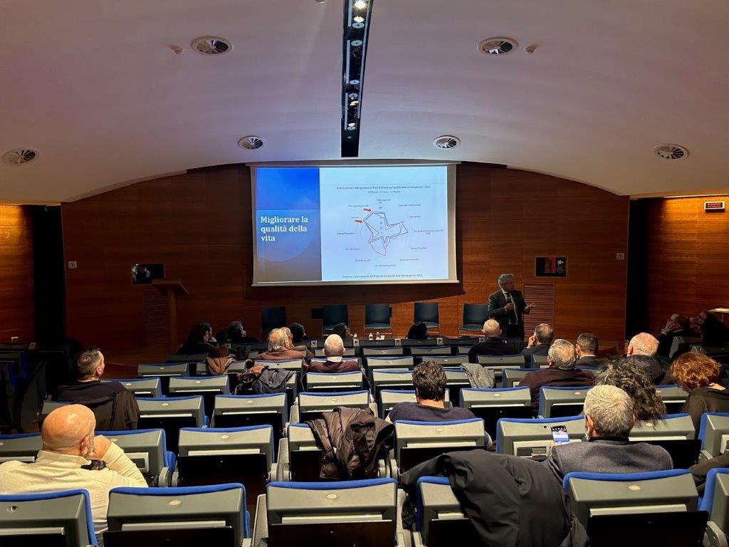 Uno Nessuno Centomila, lo spettacolo di Enrico Lo Verso a Ugento