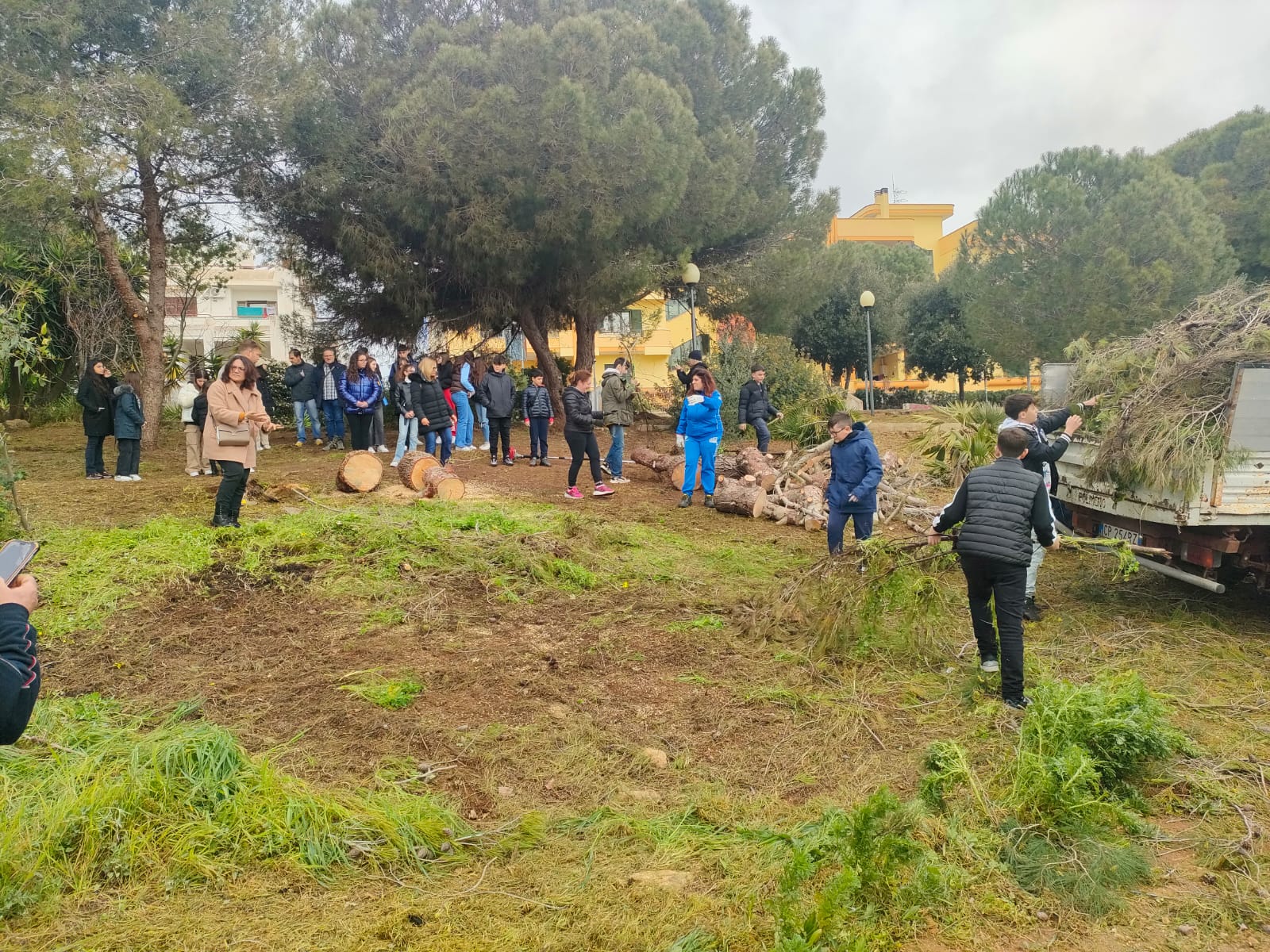 Parco 8 marzo, al via i lavori di pulizia e riqualificazione
