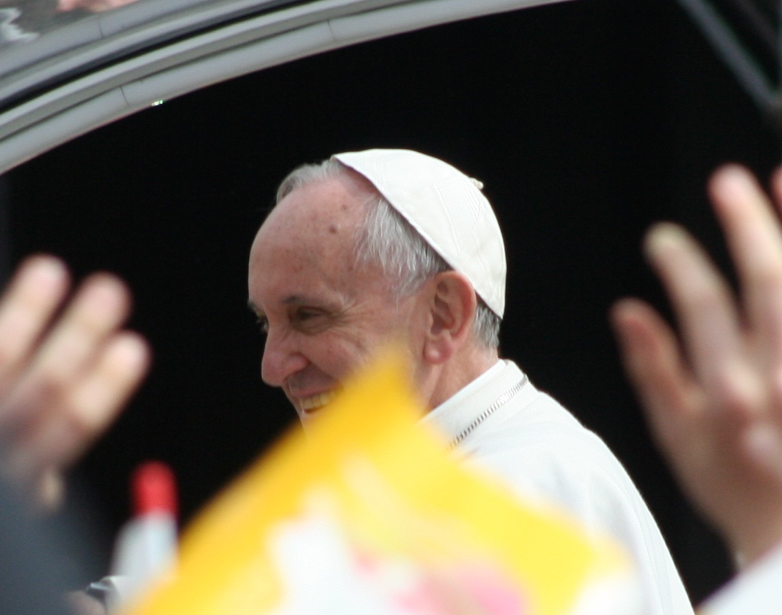 Papa Francesco ricoverato, la nota di mons. Michele Seccia