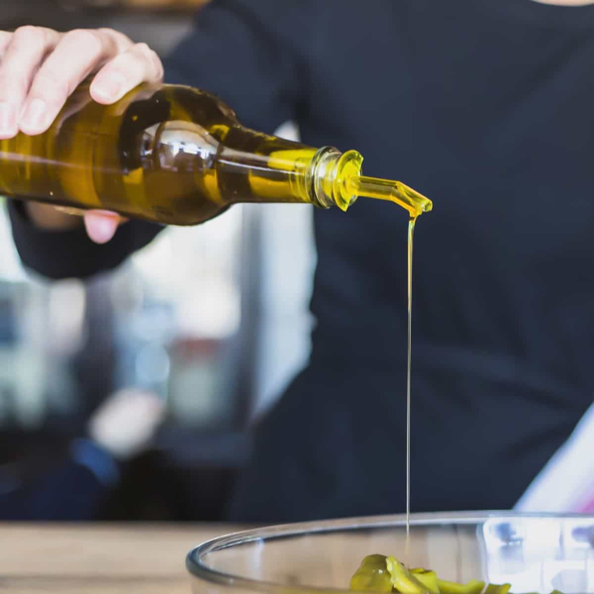 La siccità fa crollare la produzione dell’olio in Puglia