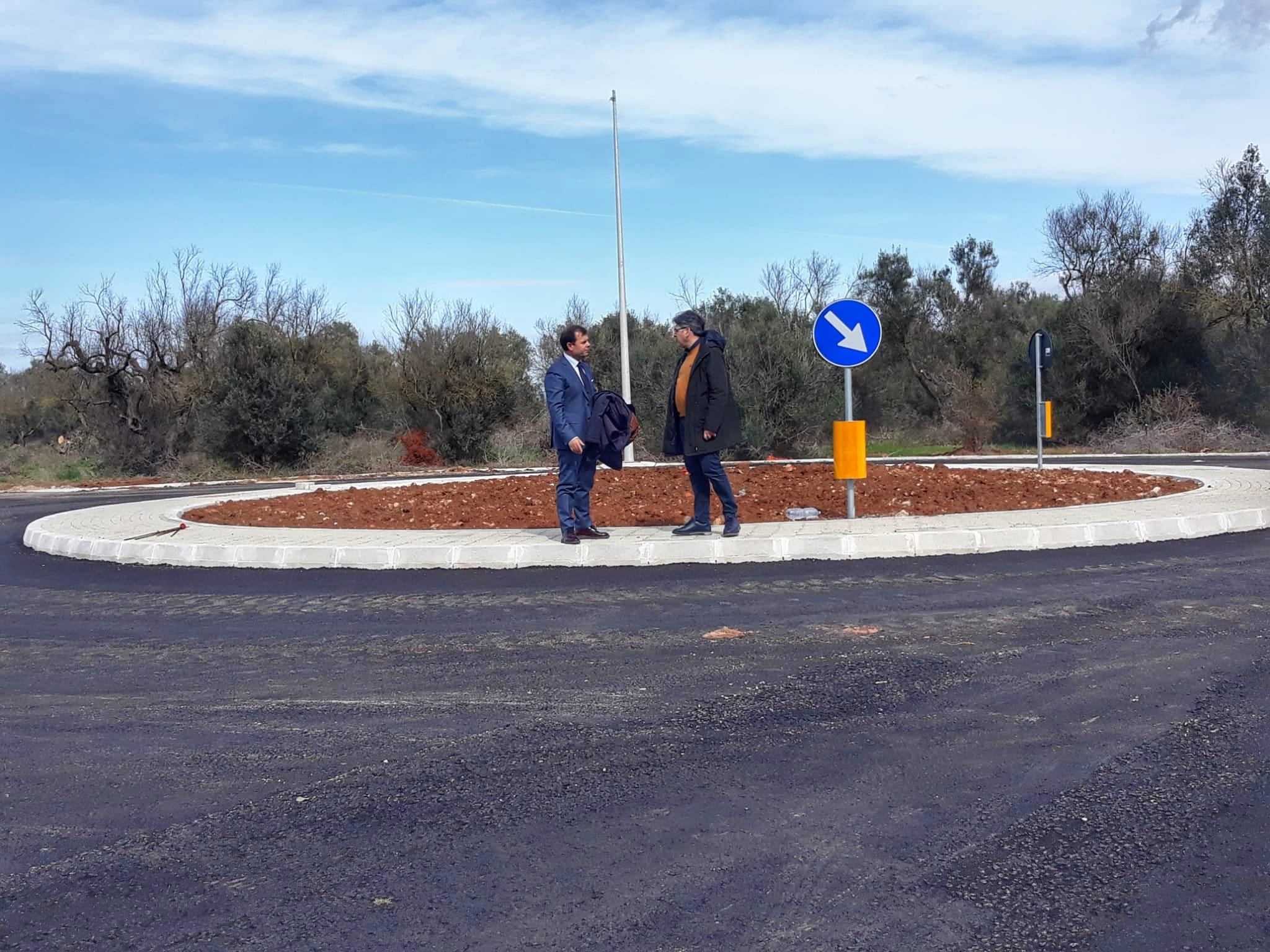 Lavori sospesi in Via Pozzo Nuovo. Cosa è successo