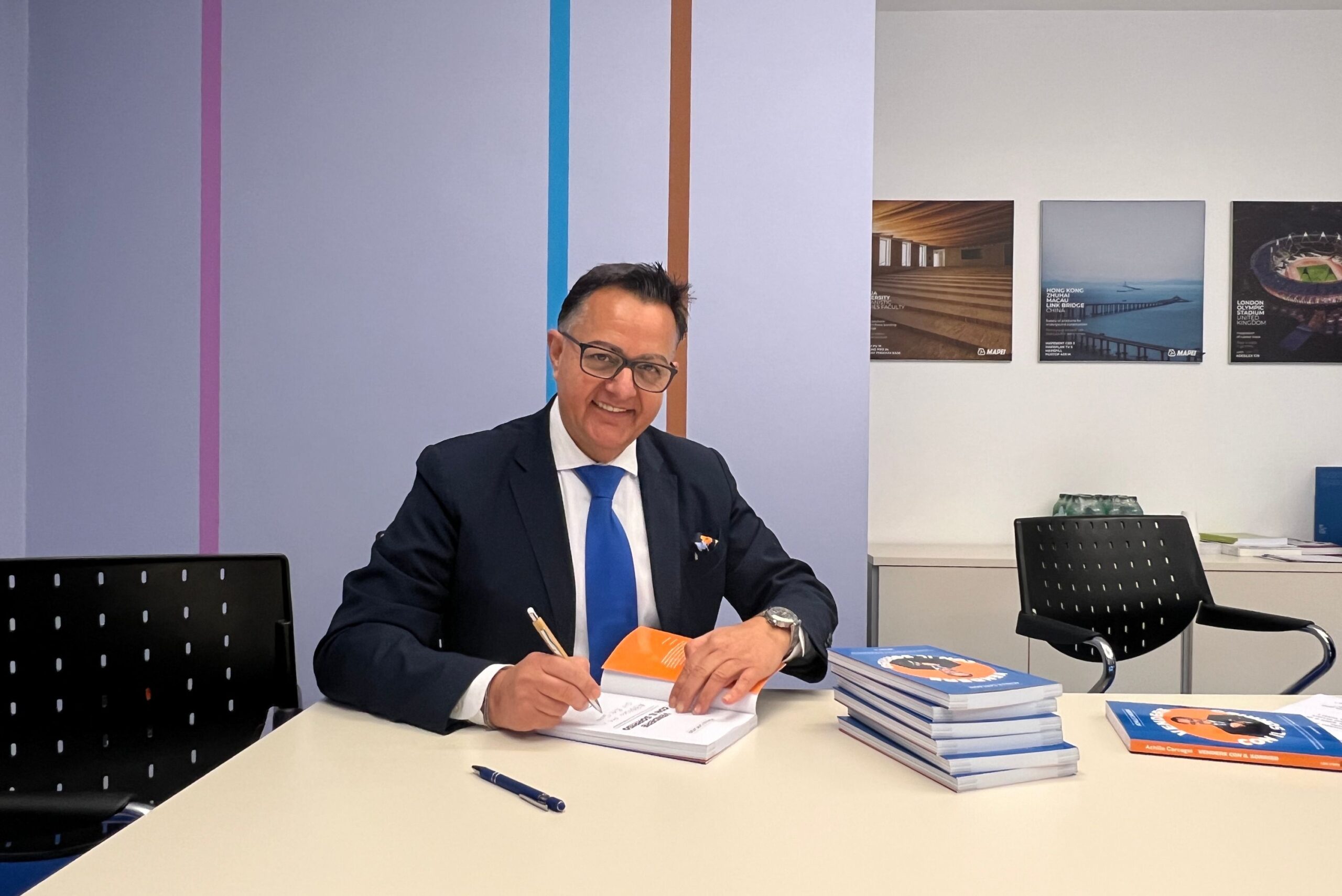 “Vendere con il sorriso”, a Lecce la presentazione ufficiale del besteseller Amazon di Achille Carcagnì