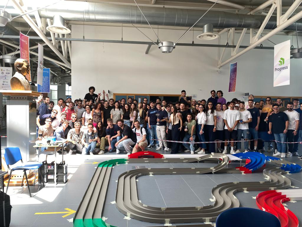 I vincitori della prima gara d’Ateneo tra modellini d’auto da corsa