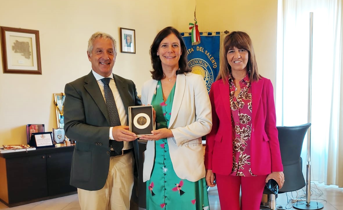 “No women no panel – Senza donne non se ne parla”