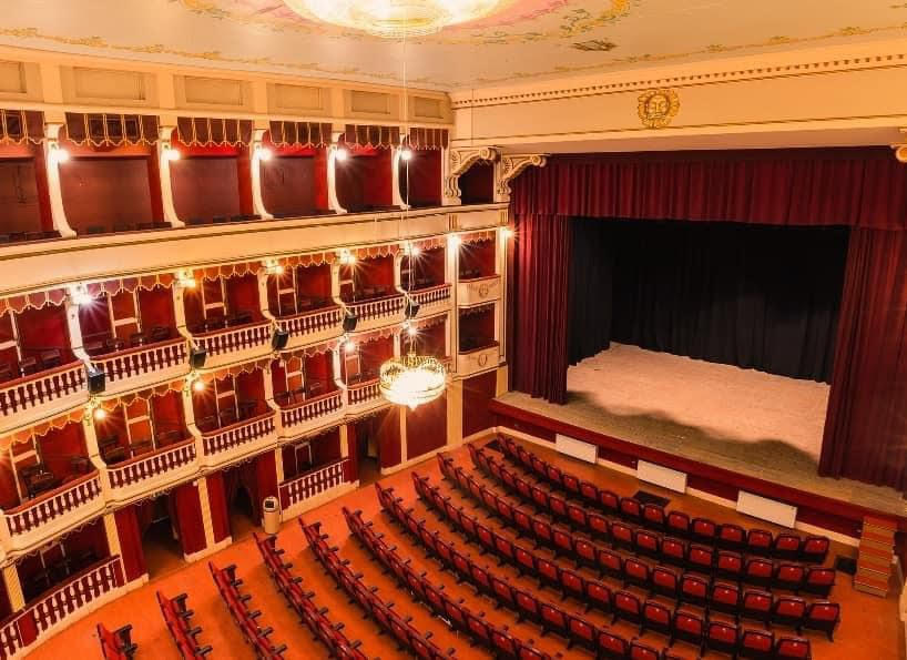Teatro Tito Schipa in vendita? La preoccupazione di Spada