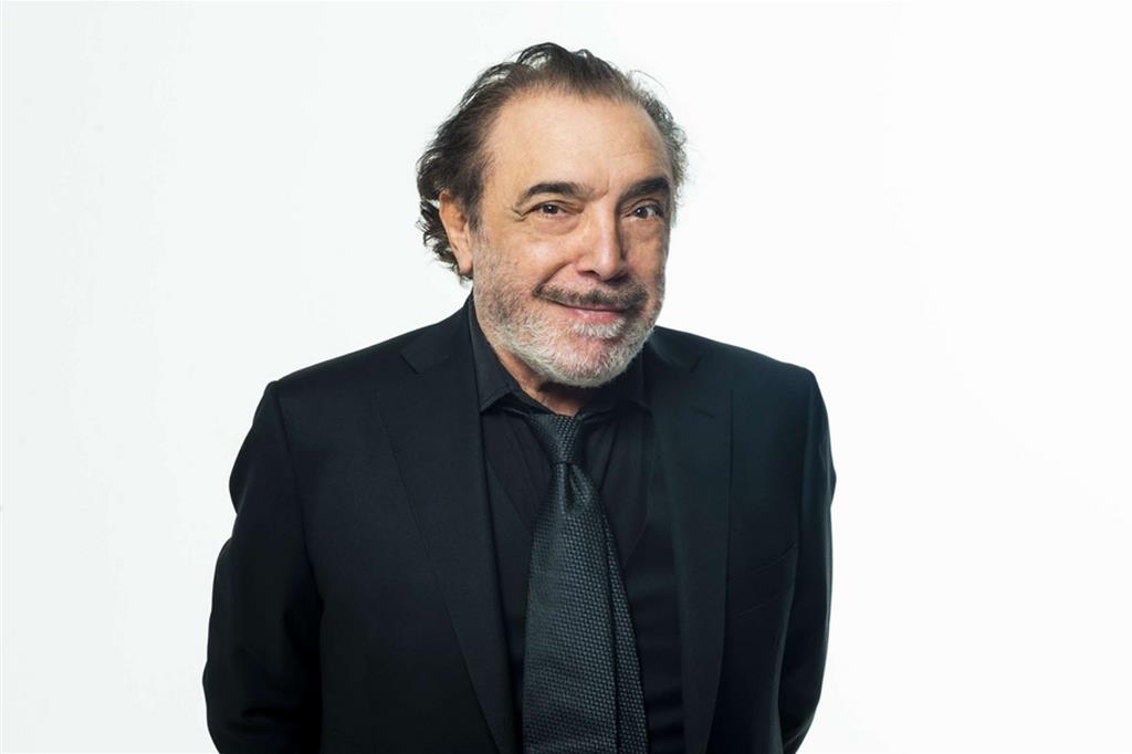 Nino Frassica al Teatro Apollo il 25 novembre