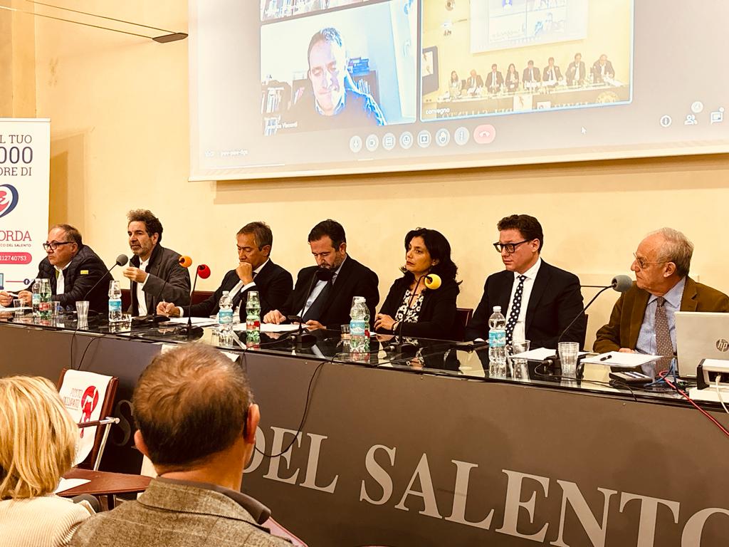 I bambini (malati) dimenticati. Tria Corda suona la sveglia.
