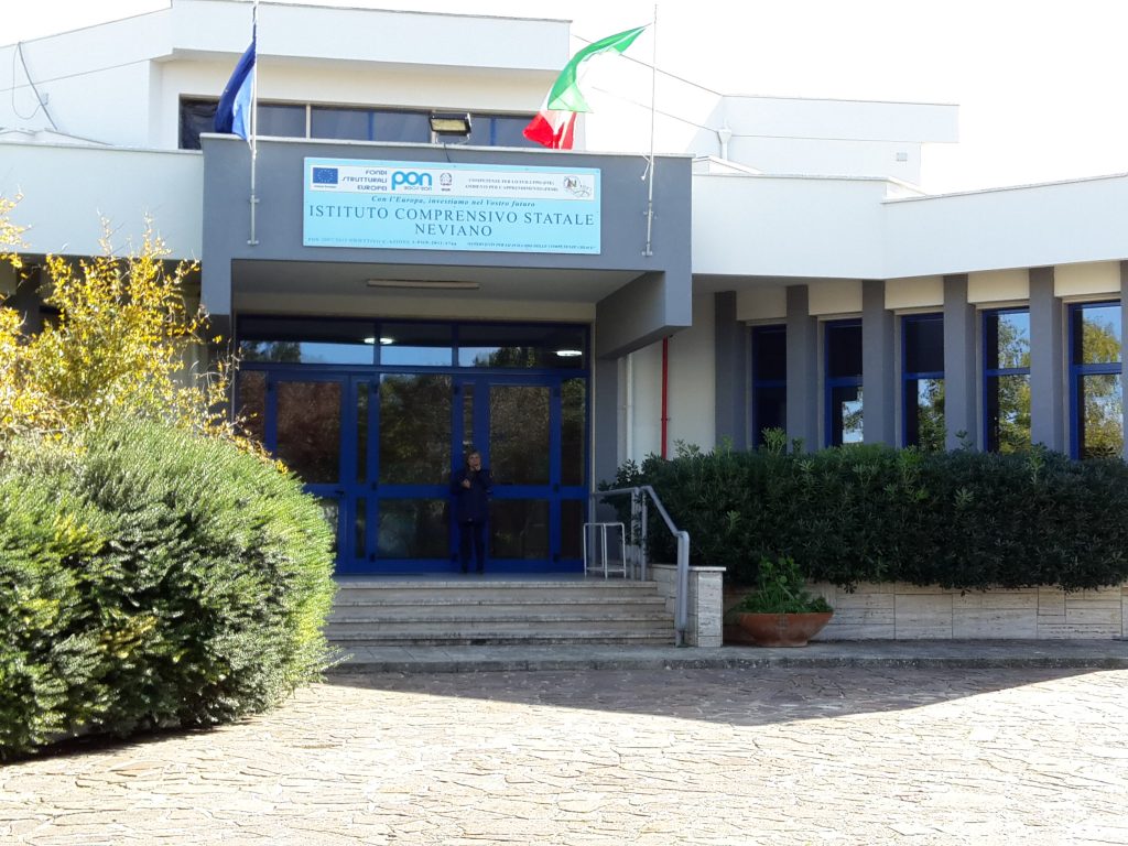 Meli spiega i lavori nelle contrade periferiche di Ugento al confine con Taurisano